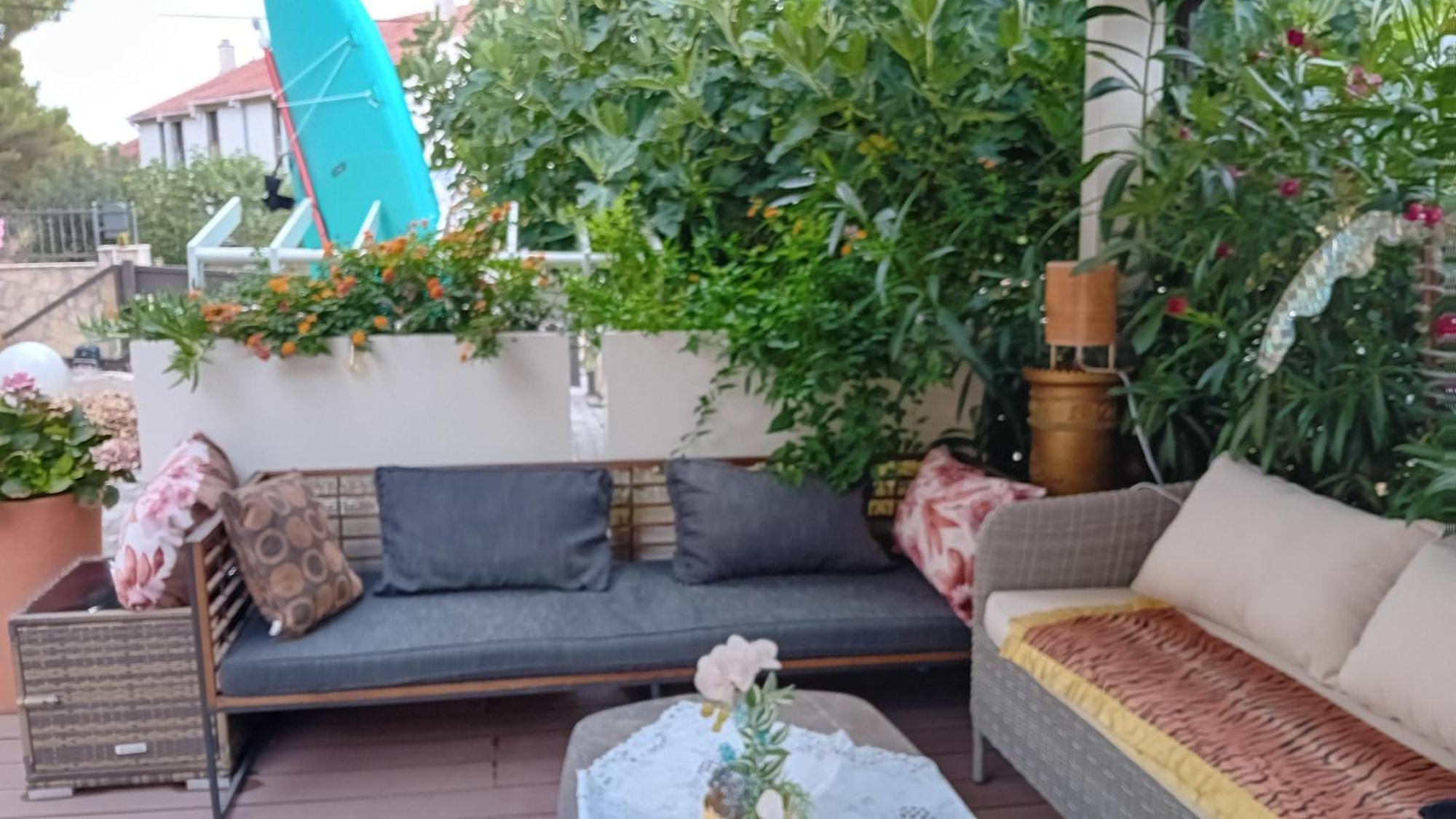Apartmani Afrodita Сутіван Екстер'єр фото