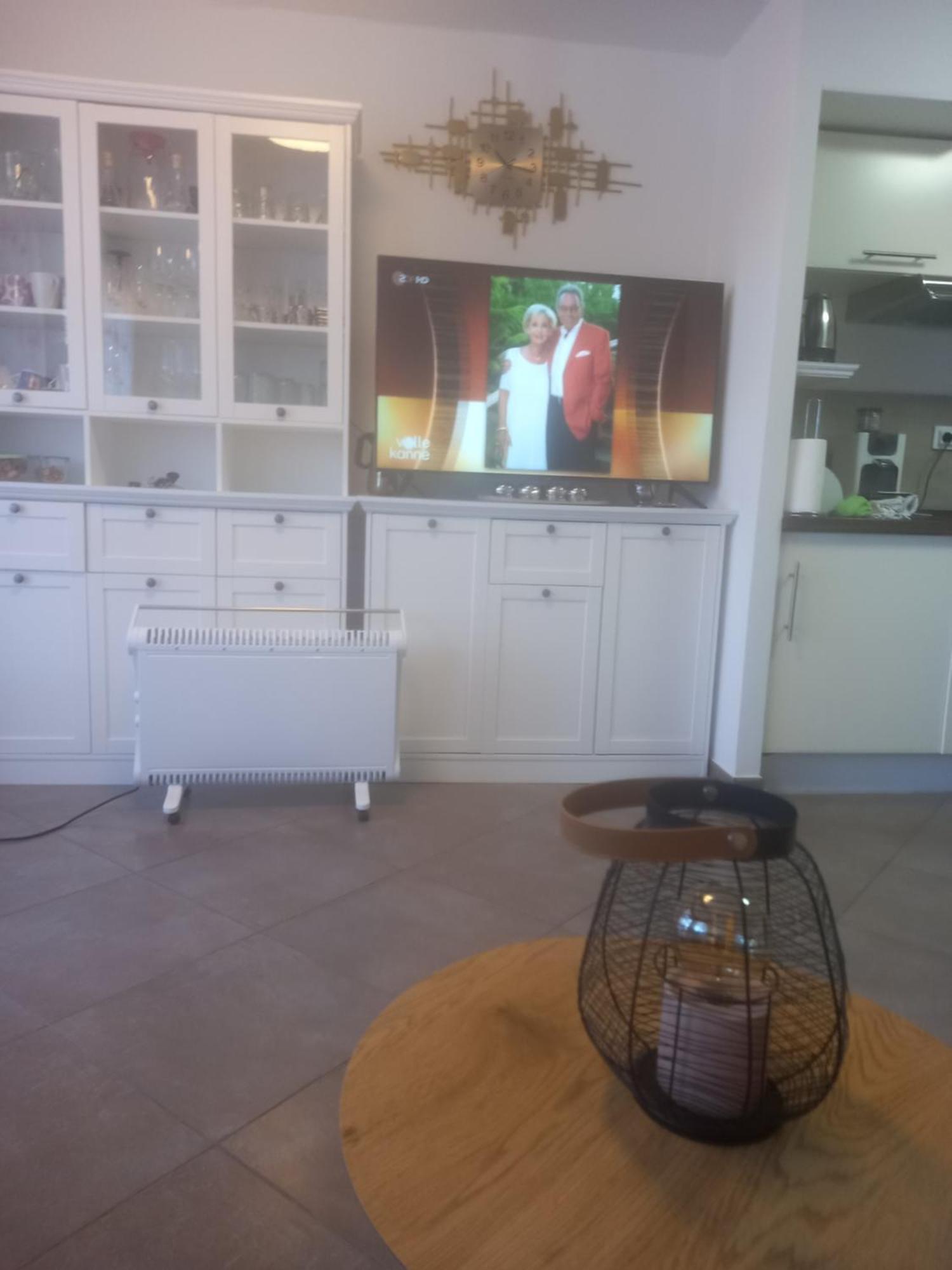 Apartmani Afrodita Сутіван Екстер'єр фото